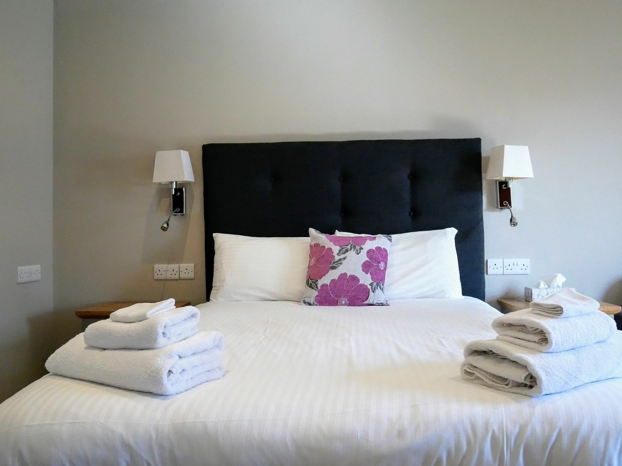 Peartree Serviced Apartments Salisbury Zewnętrze zdjęcie